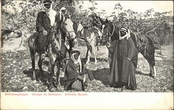 Beduineagruppe - Groupe de Bedouins - Bedouin Escort Arab Postcard Postcard