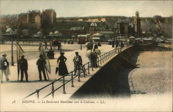 Le Boulevard Maritime vers le Chateau Dieppe, France Postcard Postcard