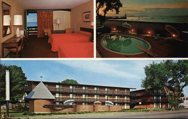 The Governor Bradford Motor Inn Plymouth, MA Postcard