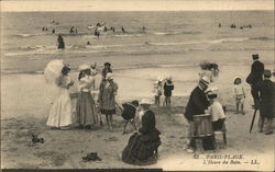 L'Heure du Bain Paris-Plage, France Postcard Postcard Postcard