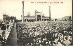 Last Friday Prayer, Juma Masjid Delhi, India Postcard Postcard