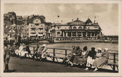 Helgoland, Aud der Landungsbruecke Germany Postcard Postcard