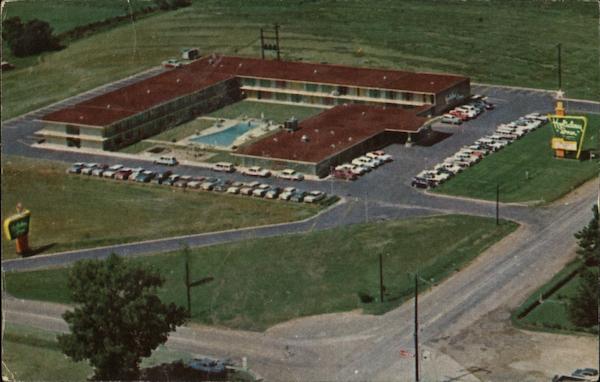 Holiday Inn Texarkana, TX Postcard