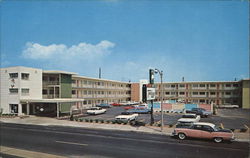 Memphis Crump Blvd. TraveLodge Postcard