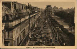 Rue de Rivoli et les Tuileries Postcard