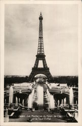 Les Fountaines du Palais de Chaillot et la Tour Eifel Postcard