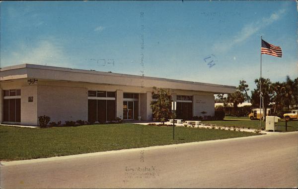 Public Library Venice, FL Postcard