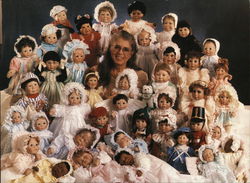 Lee Middleton Original Dolls Belpre, OH Modern (1970's to Present) Postcard Postcard Postcard