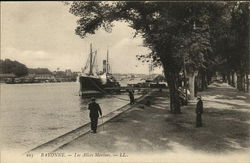 Bayonne 0 Les Allées Marines Postcard