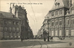 REIMS - La rue Thiers, prise de l'Hotel de Ville France Postcard Postcard