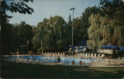 Williamsburg Inn Swimming Pool Postcard