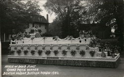 House of David Float, Grand Prize Winner - Benton Harbor Blossom Parade, 1952 Postcard