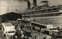 House of David Bus Near Ship "Theodore Roosevelt" Postcard