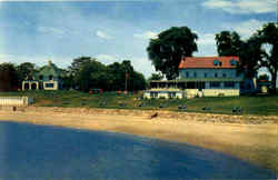 The Owonego Inn Postcard