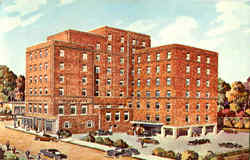 Roger Smith Motor Hotel, 123 East Post Rd White Plains, NY Postcard Postcard