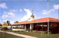 Howard Johnson's Landmark For Hungry Americans Postcard