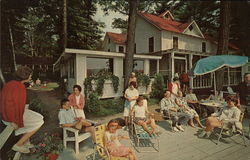 Glenmoore Lodge & Motel on Glen Lake Postcard