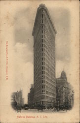 Flatiron Building New York City, NY Postcard Postcard Postcard