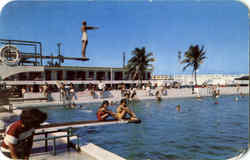 On Hollywood Beach, Johnson Street Florida Postcard Postcard