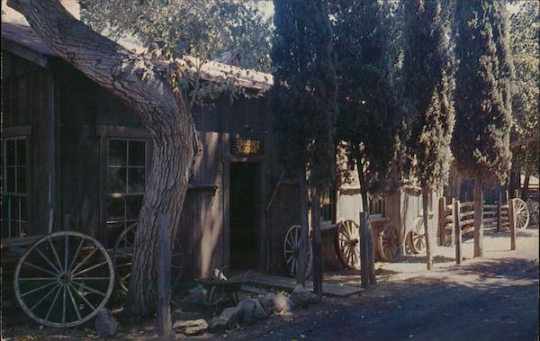 Eagle's Nest Lodge, Catalina Island Avalon, CA Postcard