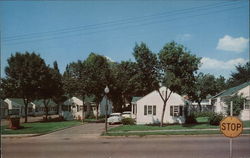 De Lux Motel Sioux Falls, SD Postcard Postcard Postcard