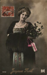 Joyeux Noel Women Postcard Postcard Postcard