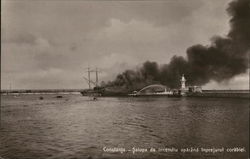 Constanta. - Salupa de incendiu aparand inprejurul corabiel Postcard