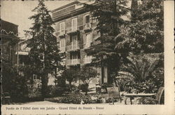 Grand Hotel de Russie Postcard