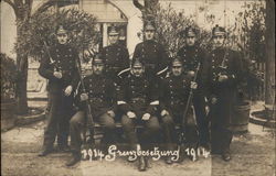 Group of Soldiers World War I Postcard Postcard Postcard