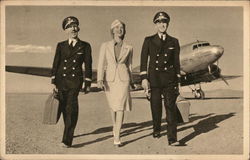 AMERICAN AIRLINES Pilots & Flight Attendant Postcard