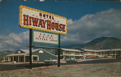 Flamingo-Hiwayhouse Hotels Postcard