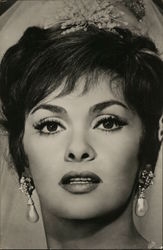 Gina Lollobrigida, With Pearl Earrings Actresses Postcard Postcard