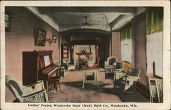 Ladies' Parlor, Waukesha Moor (Mud) Bath Co. Postcard