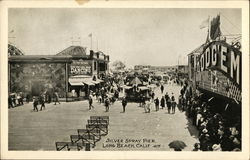 Silver Spray Pier Postcard