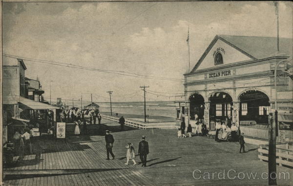 Ocean Pier and Boardwalk Sea Isle City, NJ Postcard