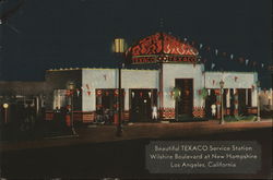 Beautiful TEXACO Service Station - Wilshire Boulevard at New Hampshire Postcard