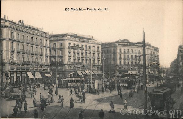 Puerta del Sol - Gate of the Sun Madrid, Spain Postcard