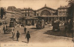 La Gare de l'Est (Xe) Postcard