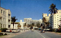 LOOKING NORTH ON COLLINS AVENUE, The fabalous Fontainebleau Hotel Miami Beach, FL Postcard Postcard