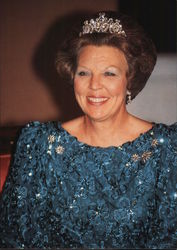 Galaportret Koningin Beatrix Postcard