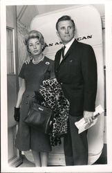 Kirk Douglas & Wife Anne Buydens 1954 Postcard