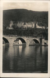 Heidelberg. Alte Neckarbruck u Schloss Postcard