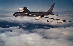 Boeing B-52 "Stratofortress" - Heavy Bomber Postcard