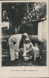 Marchand de Lait - St. Denis - Ile de la Reunion Réunion Africa Postcard Postcard Postcard