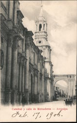 Catedral y la Calle de Mercaderes Postcard