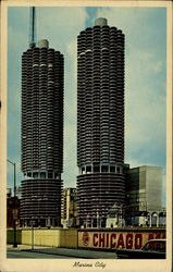 Marina City Chicago, IL Postcard Postcard