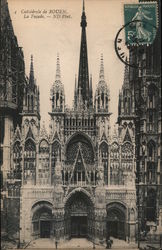 Photograph of the exterior of Rouen cathedral Postcard