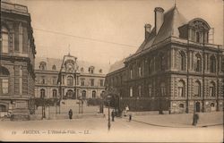 L'Hotel de Ville Postcard