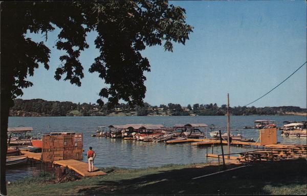 Boat dock on Lake Decatur in Nelson Park Illinois Postcard