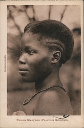 Femme Manyema (Province Orientale) Postcard